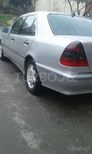 Mercedes C 240 1997, 214,000 km - 2.4 l - Bakı