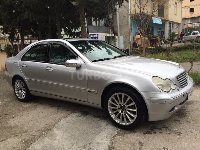 Mercedes C 240 2000, 350,000 km - 2.6 л - Bakı