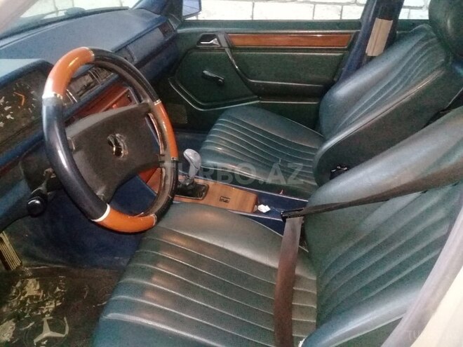 Mercedes E 200 1991, 124,521 km - 2.0 l - Lənkəran