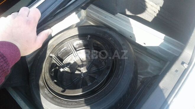 Mercedes E 220 2000, 366,019 km - 2.2 l - Tərtər