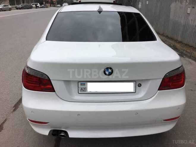 BMW 520 2004, 215,000 km - 2.2 l - Bakı