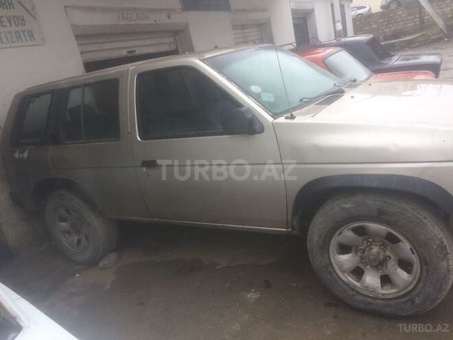 Nissan Pathfinder 1995, 426,530 km - 3.0 л - Şamaxı