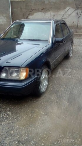 Mercedes E 250 1993, 315,000 km - 2.5 l - Bakı