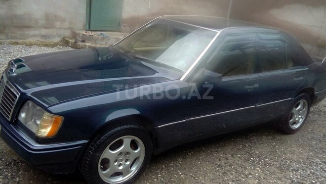 Mercedes E 250 1993, 315,000 km - 2.5 л - Bakı