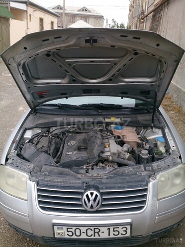 Volkswagen Passat 2004, 234,733 km - 1.8 l - Sumqayıt