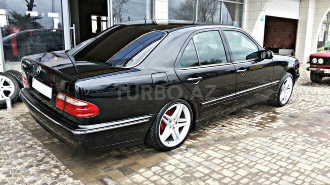 Mercedes E 240 2000, 240,000 km - 2.6 л - Bakı
