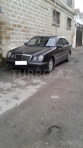 Mercedes E 220 2000, 250,214 km - 2.2 л - Bakı