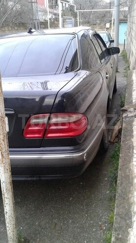 Mercedes E 220 2000, 250,214 km - 2.2 л - Bakı