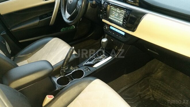 Toyota Corolla 2014, 57,300 km - 2.0 л - Bakı
