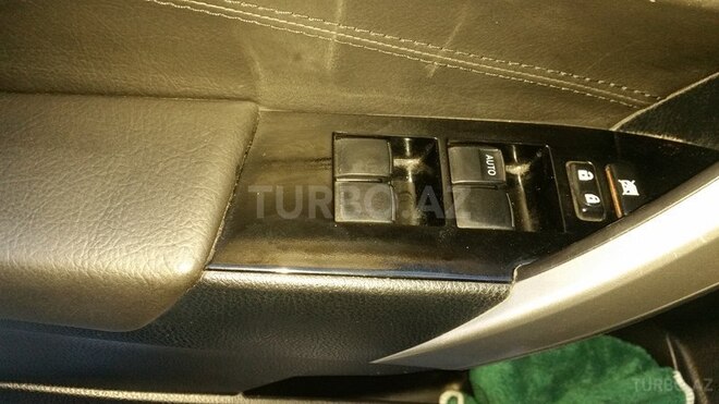 Toyota Corolla 2014, 57,300 km - 2.0 л - Bakı