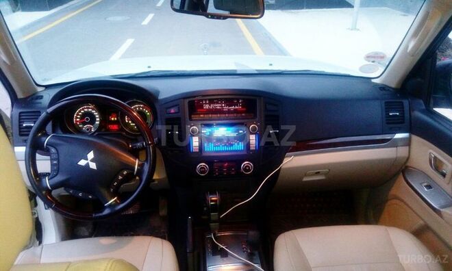 Mitsubishi Pajero 2016, 56,500 km - 3.8 l - Bakı