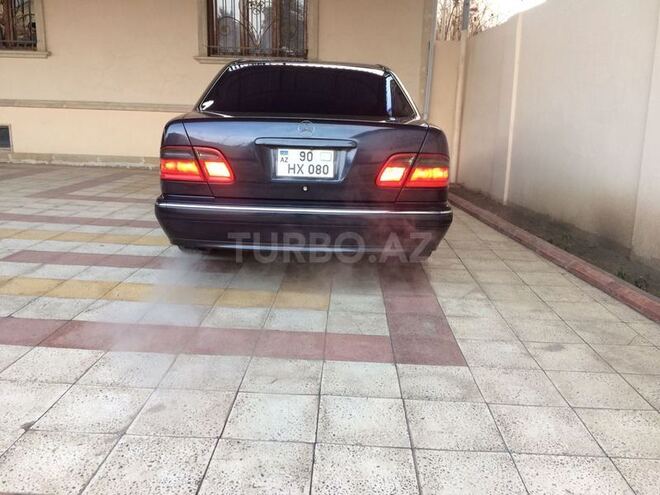 Mercedes E 320 2000, 255,000 km - 3.2 l - Bakı