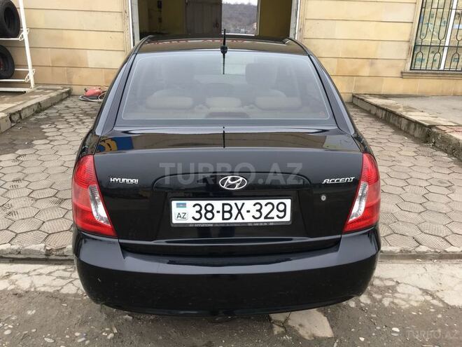 Hyundai Accent 2010, 125,000 km - 1.4 l - Qusar