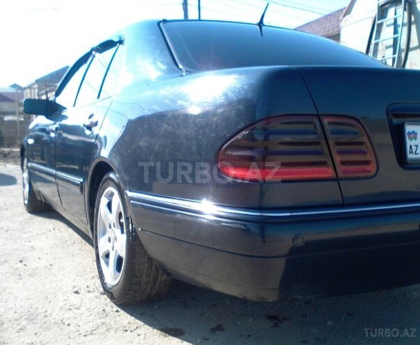 Mercedes E 220 1998, 540,000 km - 2.2 l - Bakı