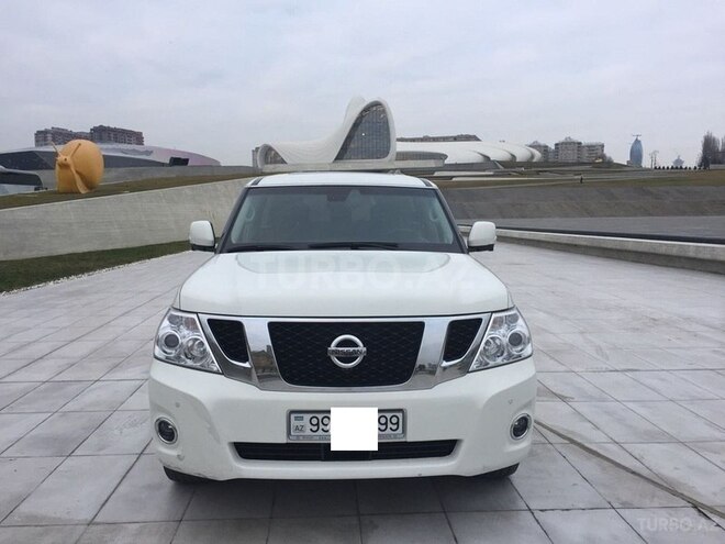 Nissan Patrol 2012, 172,000 km - 5.6 l - Bakı