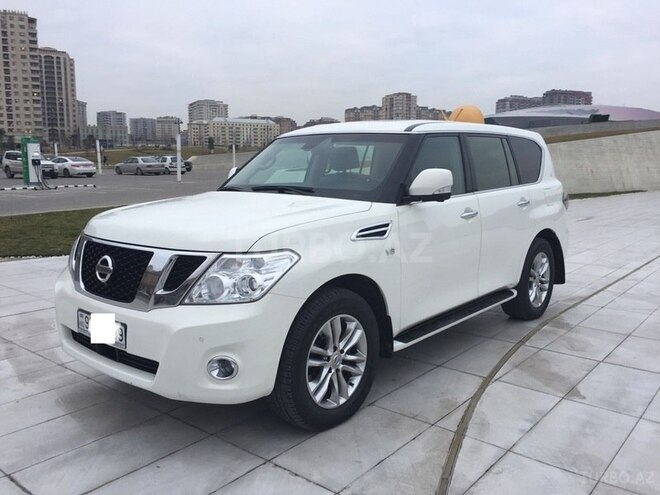 Nissan Patrol 2012, 172,000 km - 5.6 l - Bakı