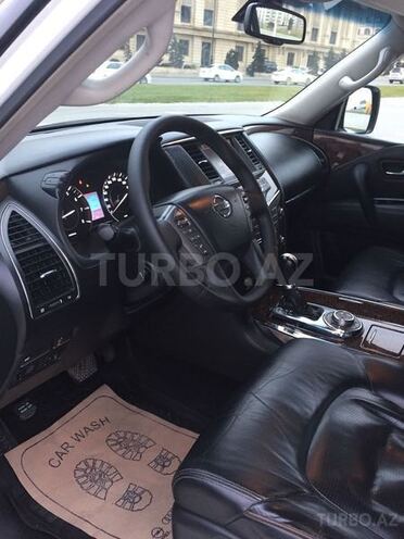 Nissan Patrol 2012, 172,000 km - 5.6 l - Bakı