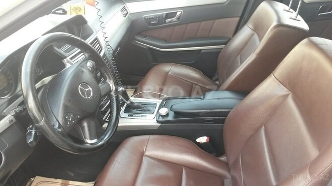 Mercedes E 220 2010, 230,000 km - 2.2 л - Bakı