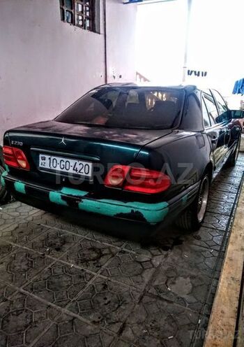 Mercedes E 200 1996, 367,756 km - 2.0 l - Gəncə