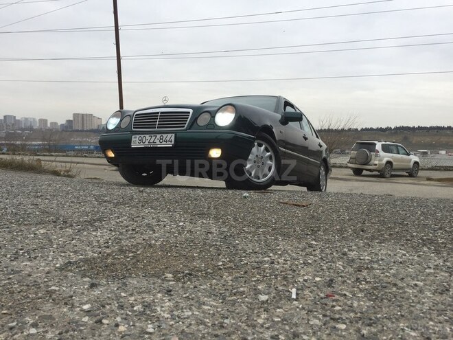 Mercedes E 280 1996, 276,554 km - 2.8 л - Bakı