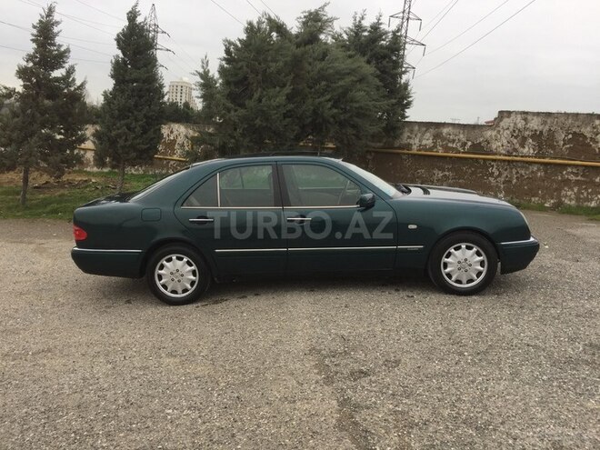 Mercedes E 280 1996, 276,554 km - 2.8 л - Bakı