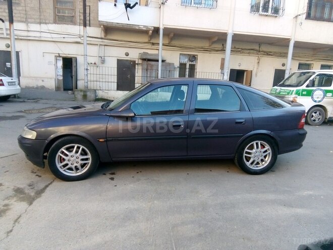 Opel Vectra 1996, 282,000 km - 2.0 l - Bakı