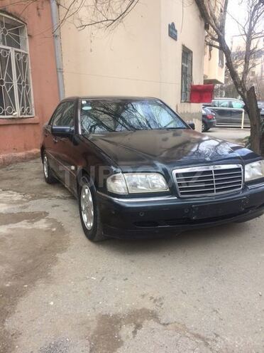 Mercedes C 220 1998, 303,000 km - 2.2 л - Bakı