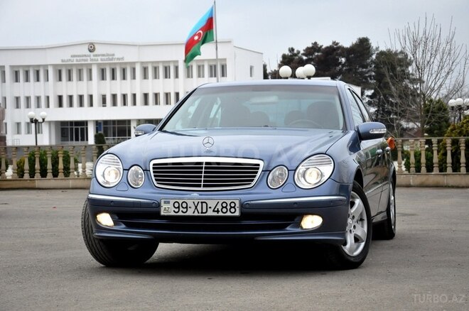 Mercedes E 220 2005, 320,000 km - 2.2 l - Saatlı