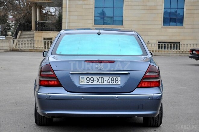 Mercedes E 220 2005, 320,000 km - 2.2 l - Saatlı