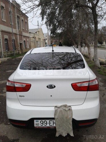 Kia Rio 2012, 190,000 km - 1.4 l - Salyan