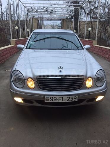 Mercedes E 200 2004, 280,000 km - 1.8 l - Bakı
