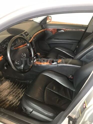 Mercedes E 200 2004, 280,000 km - 1.8 l - Bakı