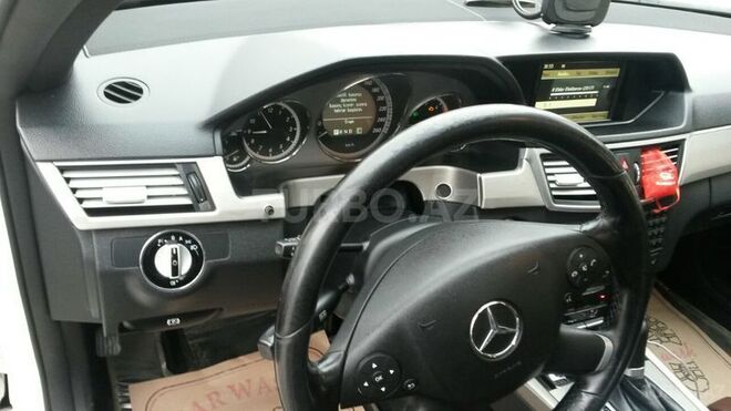 Mercedes E 220 2010, 190,000 km - 2.2 l - Bakı