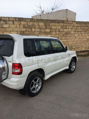 Mitsubishi Pajero io 1999, 235,000 km - 1.8 l - Bakı