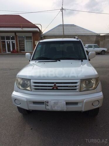 Mitsubishi Pajero io 1999, 235,000 km - 1.8 l - Bakı