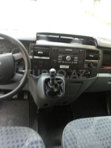 Ford Transit 2011, 253,000 km - 2.4 l - Bakı