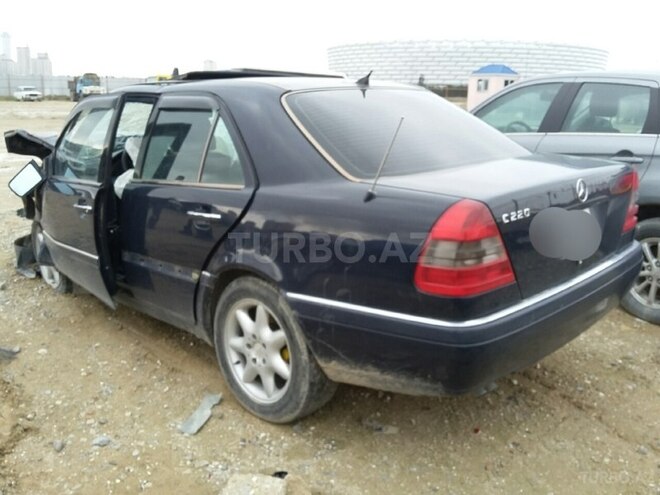 Mercedes C 220 1994, 221,000 km - 2.2 l - Bakı