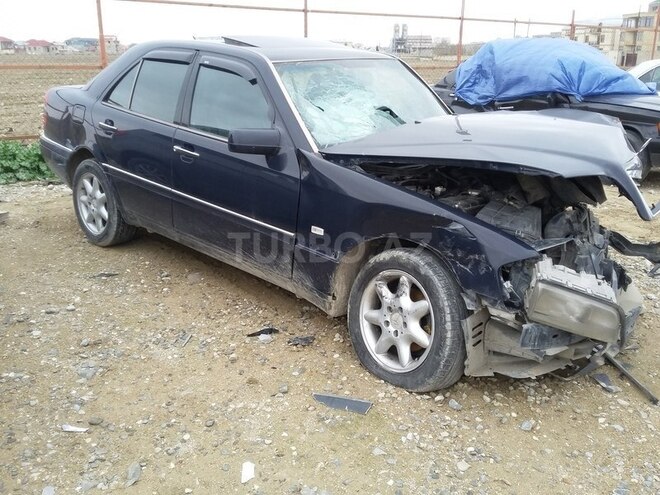 Mercedes C 220 1994, 221,000 km - 2.2 l - Bakı