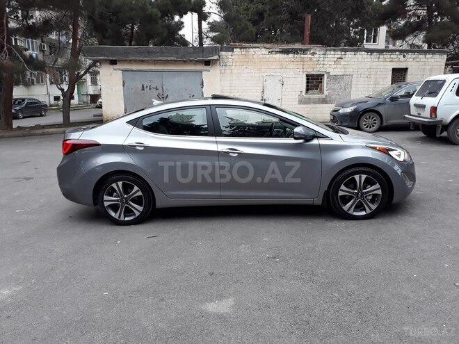 Hyundai Elantra 2015, 35,000 km - 1.8 l - Bakı