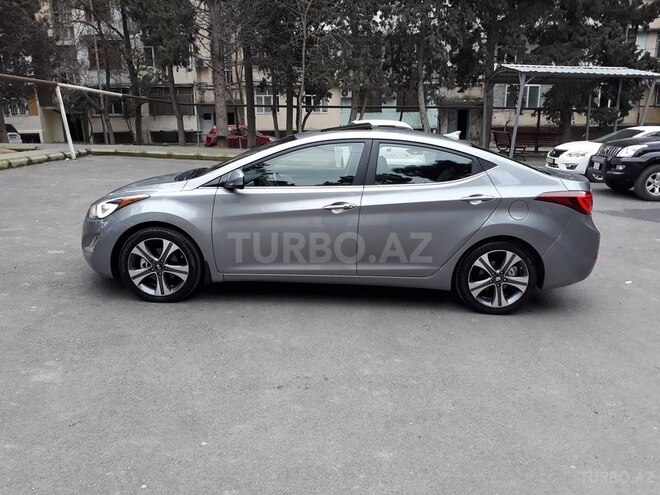 Hyundai Elantra 2015, 35,000 km - 1.8 l - Bakı