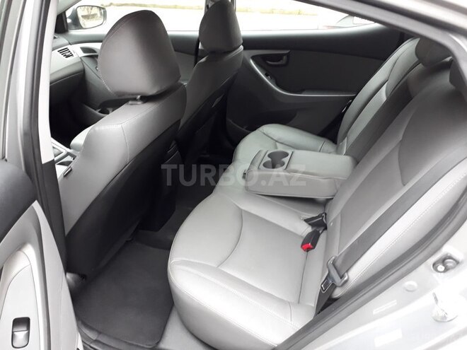 Hyundai Elantra 2015, 35,000 km - 1.8 l - Bakı