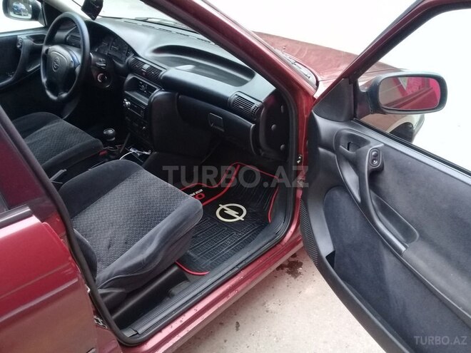 Opel Astra 1997, 359,000 km - 1.7 л - Bakı