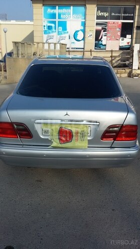 Mercedes E 220 1998, 357,000 km - 2.2 l - Mingəçevir