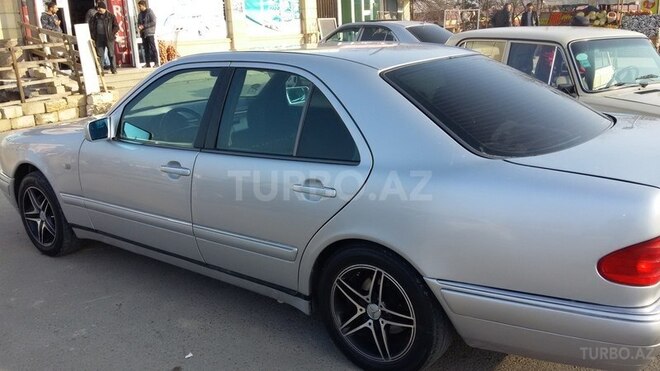 Mercedes E 220 1998, 357,000 km - 2.2 l - Mingəçevir