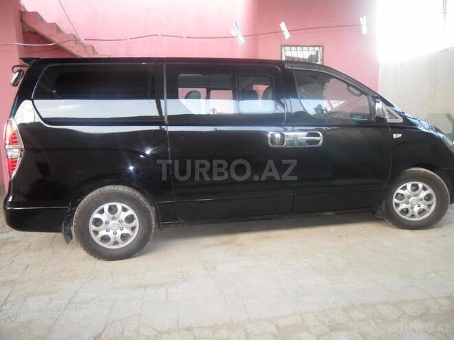Hyundai H-1 2009, 300,000 km - 2.5 l - Bakı
