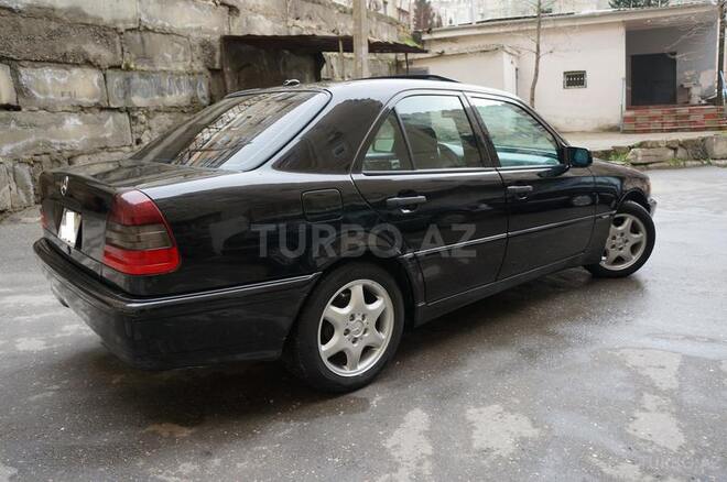 Mercedes C 230 2000, 190,000 km - 2.3 l - Bakı