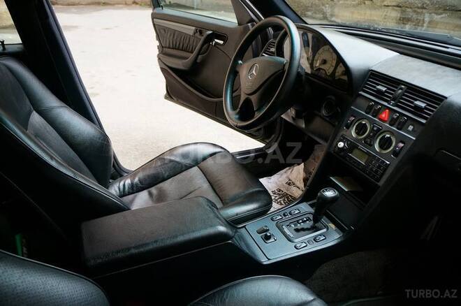 Mercedes C 230 2000, 190,000 km - 2.3 l - Bakı