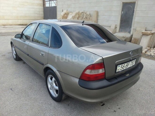Opel Vectra 1997, 300,000 km - 1.8 l - Bakı