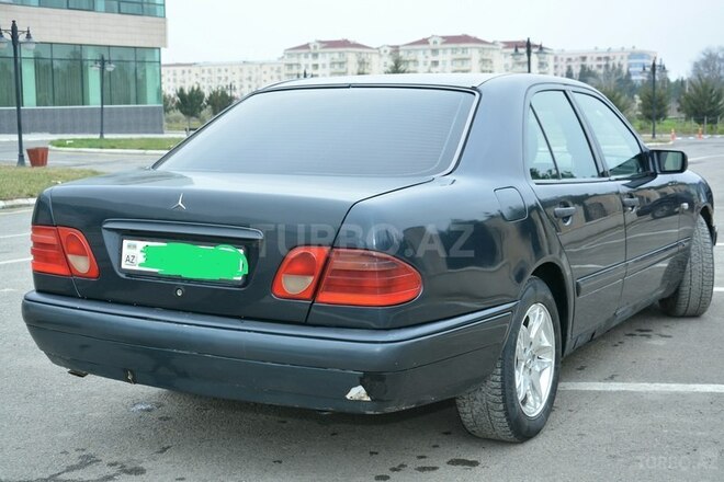 Mercedes E 200 1996, 421,000 km - 2.0 l - Şirvan