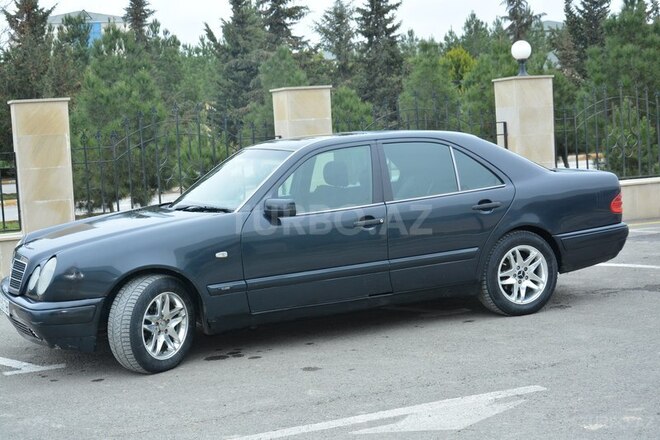 Mercedes E 200 1996, 421,000 km - 2.0 l - Şirvan